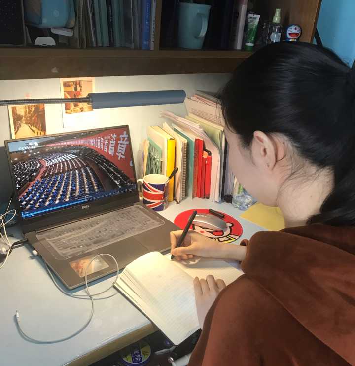 黄色直播